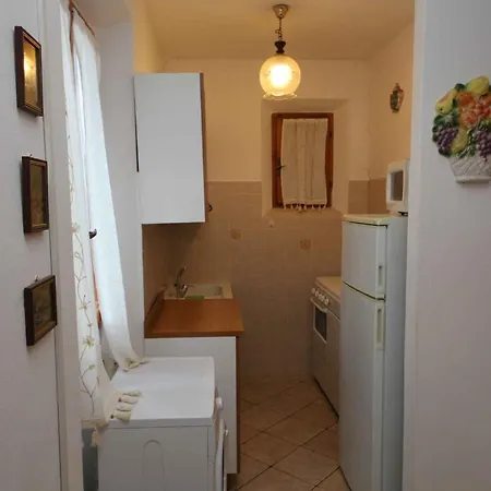 Appartamento In 24920
