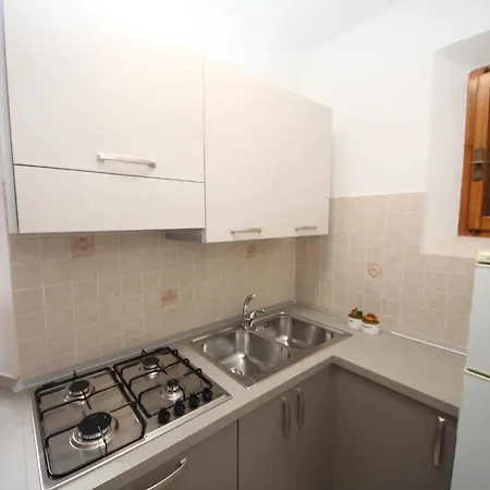 Apartamento In 24920 *