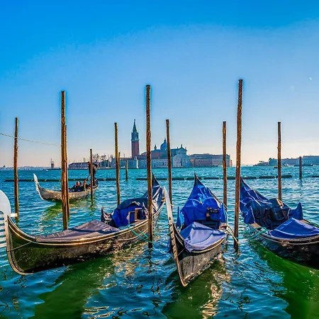 In 24920 Apartment *
